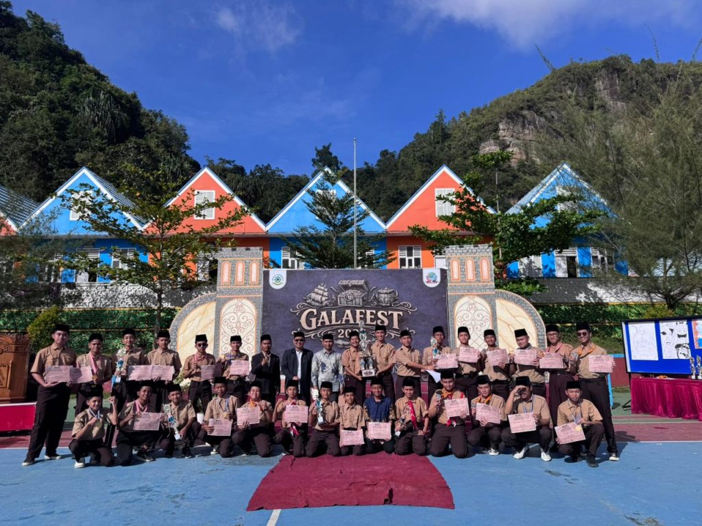 Santri Komplek ICBS Global Bangun Atmosfer Bahasa dan Kreativitas Lewat Galafest dan Glosphere